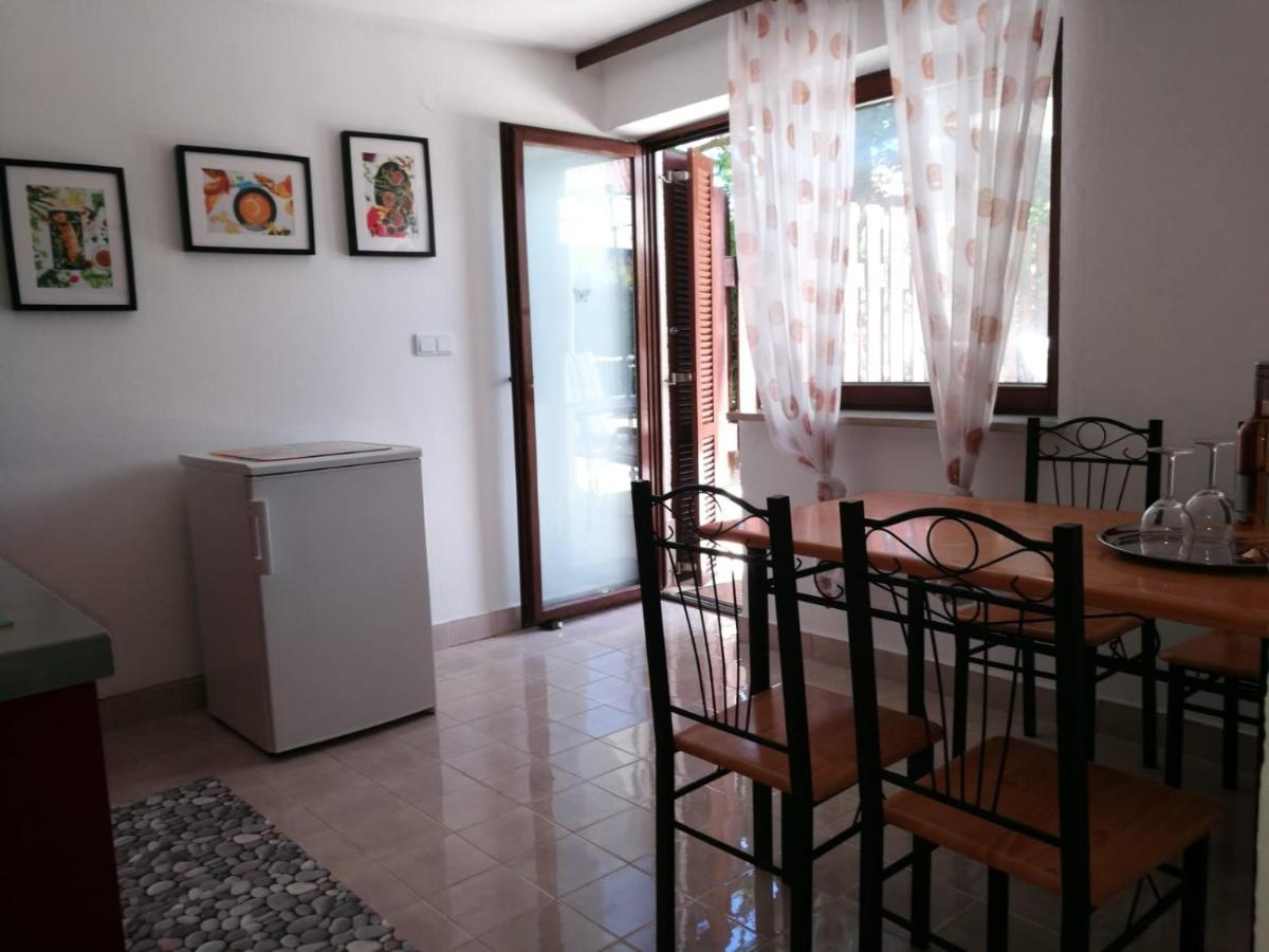 Ferienhaus Bozena Appartment 2 Vrsar Εξωτερικό φωτογραφία